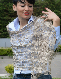 Scialle in filato seta... 2